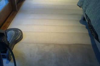 Carpet-scrubbing-in-Marina-del-rey